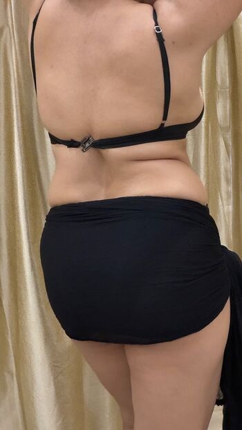 Full leaked Vandana pathak private onlyfans photo