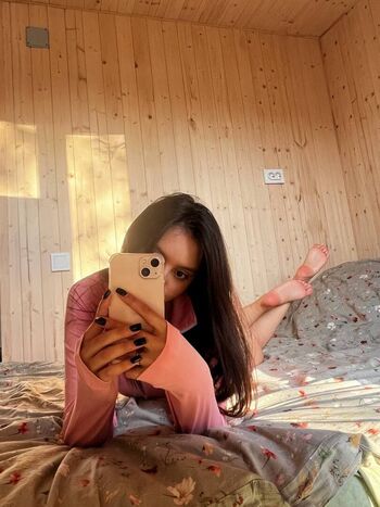 Full leaked Vikkkess private onlyfans photo