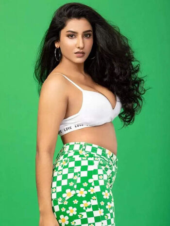 Vishnu Priya Bhimeneni