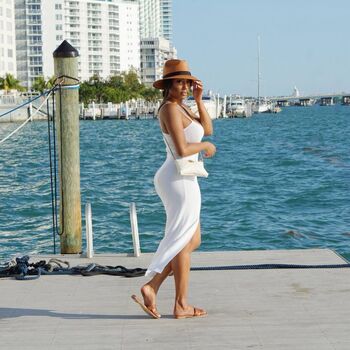 Full leaked Vivi private onlyfans photo