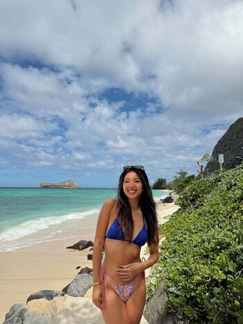 Full leaked Vivian marie wong page private onlyfans photo