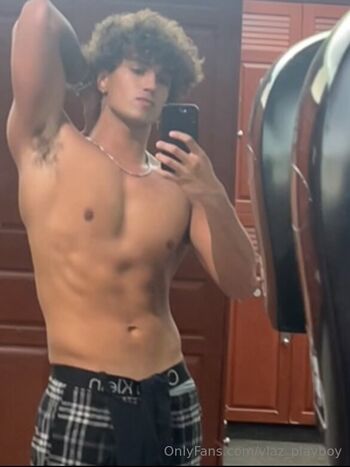vlaz_playboy