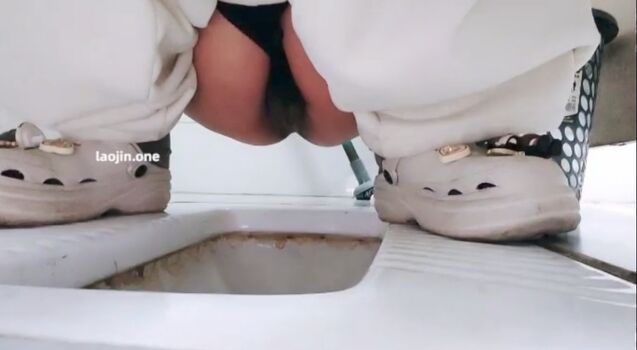 Full leaked Voyeur asian pissing toilet amp upskirts only page private onlyfans photo