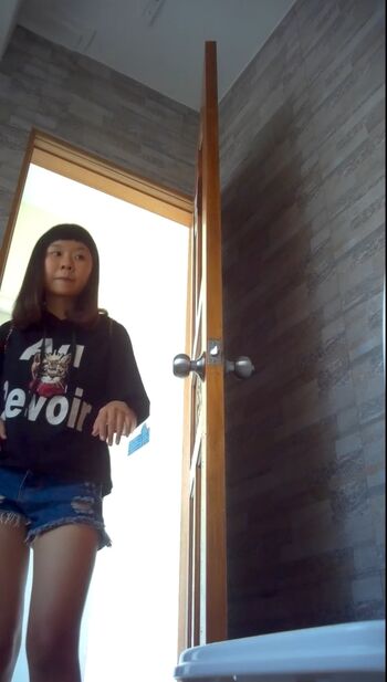 Voyeur Asian Pissing Toilet &Amp; Upskirts Only