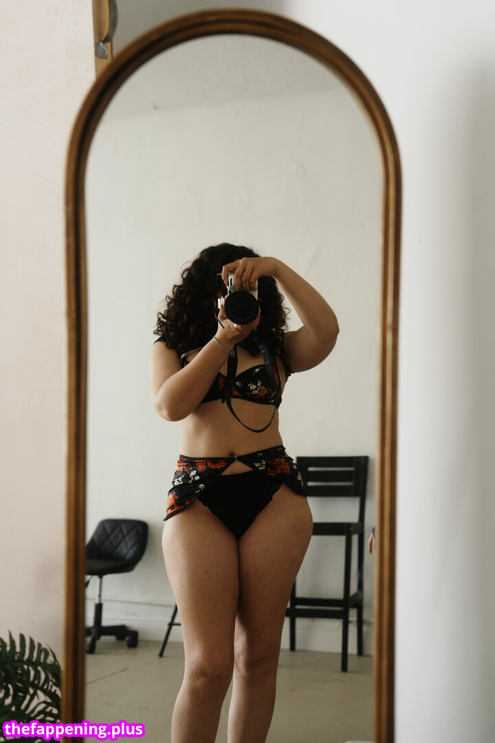 Full leaked Laura marie rhrig/ private onlyfans photo