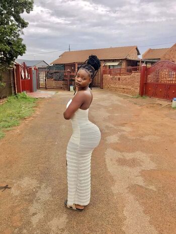 Full leaked Vunene taiwo mabunda private onlyfans photo