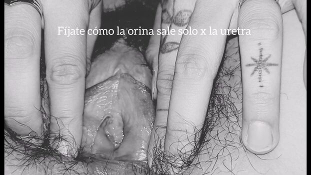 Full leaked Watersports private onlyfans photo