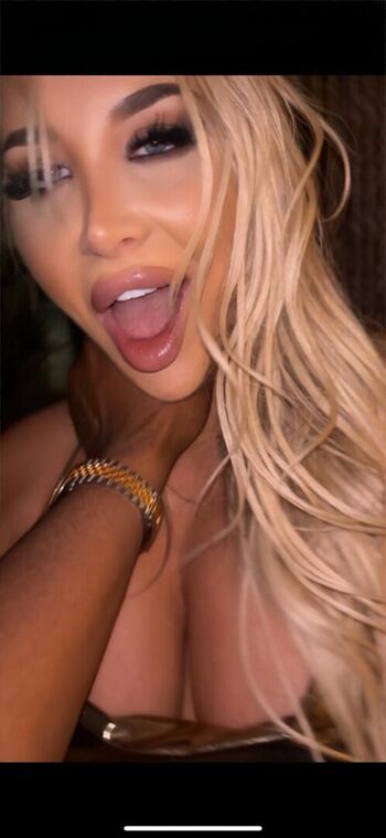 Full leaked Brookliynwren/ private onlyfans photo