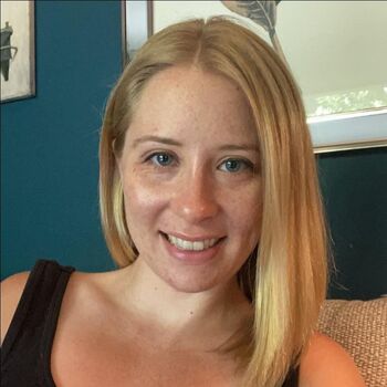 Full leaked Olay hairspray/ private onlyfans photo