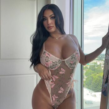 Full leaked Tentiii / private onlyfans photo