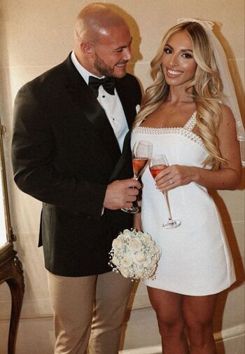 Full leaked Arcticlilfox/ private onlyfans photo