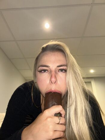 Full leaked Liz ididathang/ private onlyfans photo