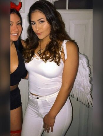 Full leaked Kittyxkum / private onlyfans photo