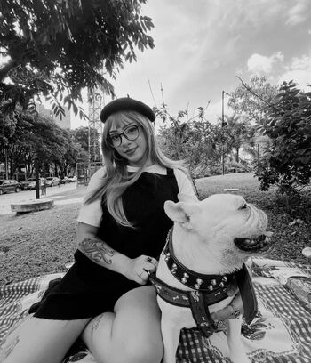 Full leaked Nenechi/ private onlyfans photo