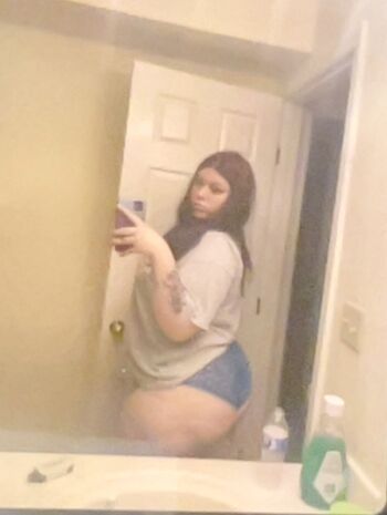 Full leaked Reallove/ private onlyfans photo