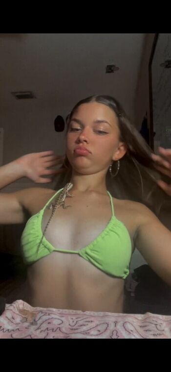 Full leaked Stef fit/ private onlyfans photo