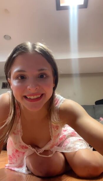 Full leaked Sabrina lynn/ private onlyfans photo