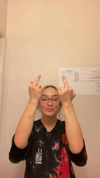 Full leaked Sasha tongue princess/ private onlyfans photo