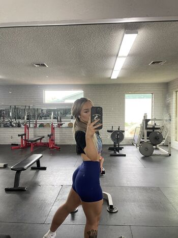 Full leaked Anna bloom/ private onlyfans photo