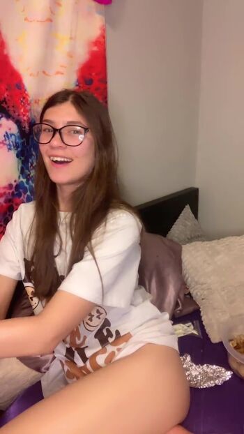 Full leaked Fellarini/ private onlyfans photo