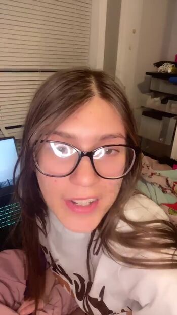 Full leaked Autumndoll / private onlyfans photo