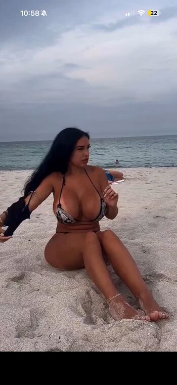 Full leaked Cascina caradonna/ private onlyfans photo