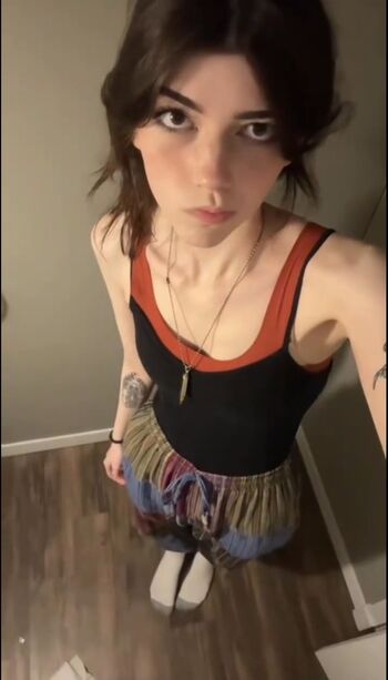 Full leaked Aurelia vale/ private onlyfans photo