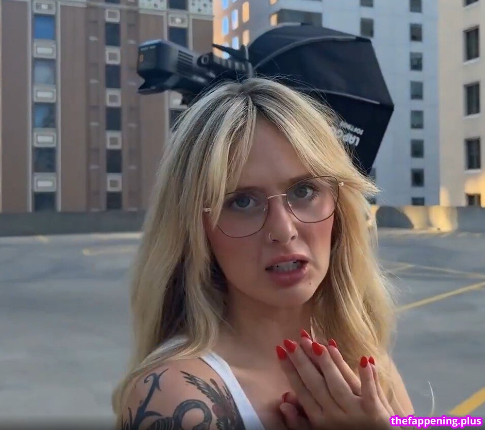 Full leaked Kaddicosplay/ private onlyfans photo