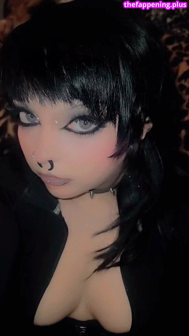 Full leaked Rilee love/ private onlyfans photo