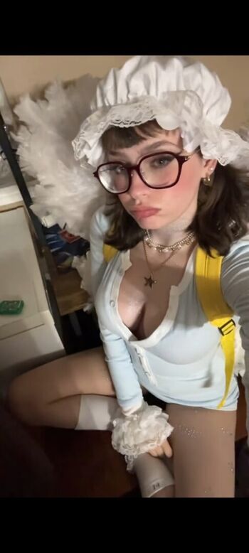 Full leaked Miamiku/ private onlyfans photo