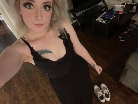 Full leaked Kaylee leo private onlyfans photo