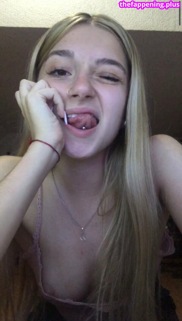 Full leaked La petite ange/ private onlyfans photo