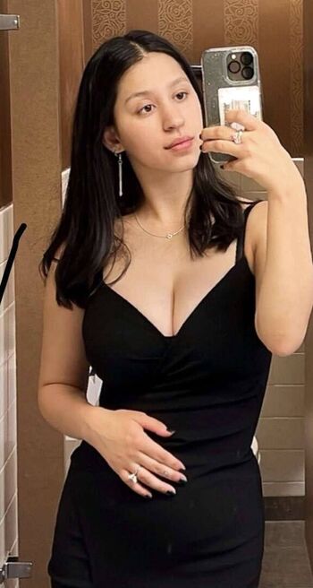 Full leaked Iris mulas private onlyfans photo