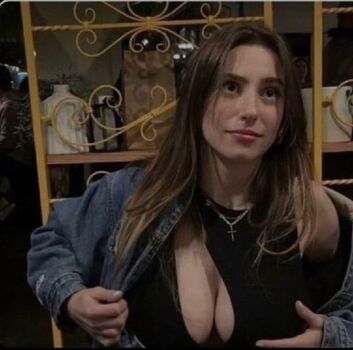 Full leaked Travelingwithtals/ private onlyfans photo