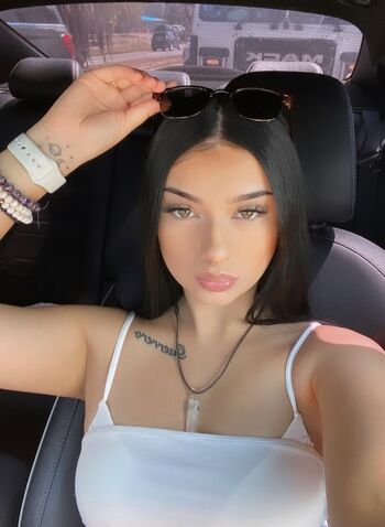 Full leaked Mirella mansur/ private onlyfans photo