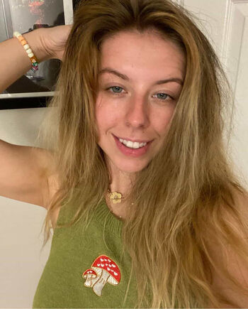 Full leaked Lildaisymayy/ private onlyfans photo