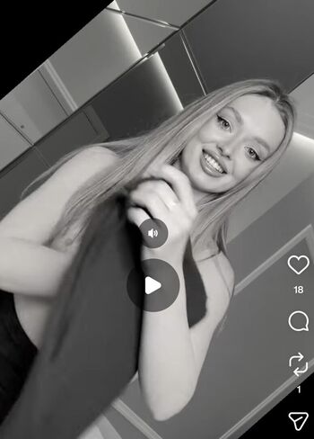 Full leaked Cara delevingne/ private onlyfans photo