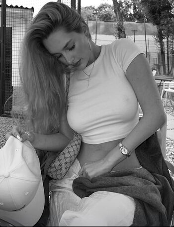 Full leaked Shriyavenkat/ private onlyfans photo