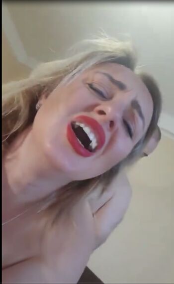 Full leaked Thestepdaughter/ private onlyfans photo