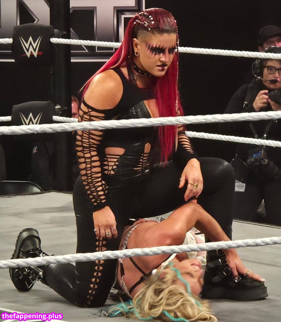 WWE Zaria / https: / zariawwe_ Φωτογραφία Γυμνών OnlyFans #92