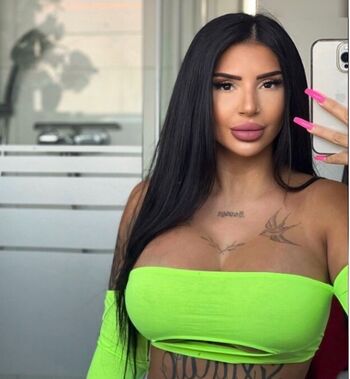 Full leaked Xsra private onlyfans photo