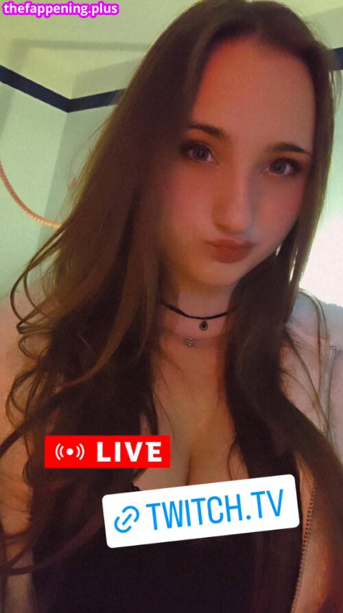 xXLaureliaXx 누드 OnlyFans 사진 #6