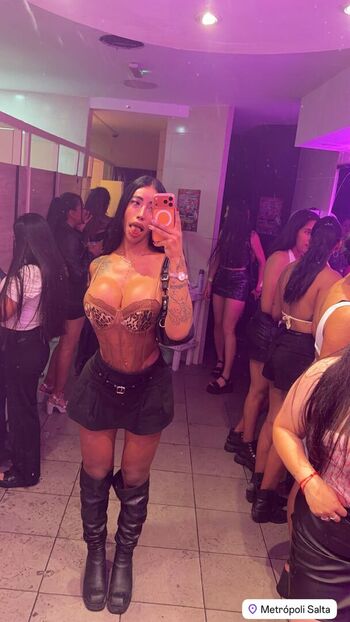 Full leaked Hannahluisienne/ private onlyfans photo