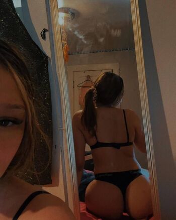 Full leaked Yazmen laniea private onlyfans photo