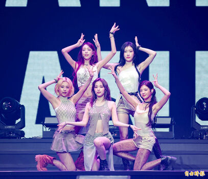 Full leaked Linksgroupie / private onlyfans photo