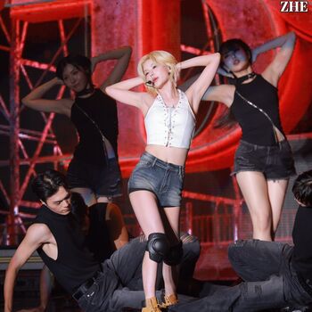 Full leaked Yungelderberry / private onlyfans photo