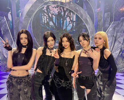 Full leaked Maya hawke/ private onlyfans photo