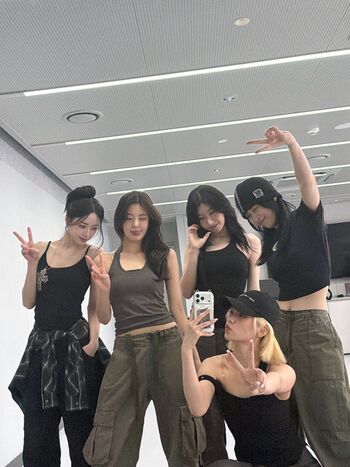 Full leaked Aaronandkatelynn/ private onlyfans photo