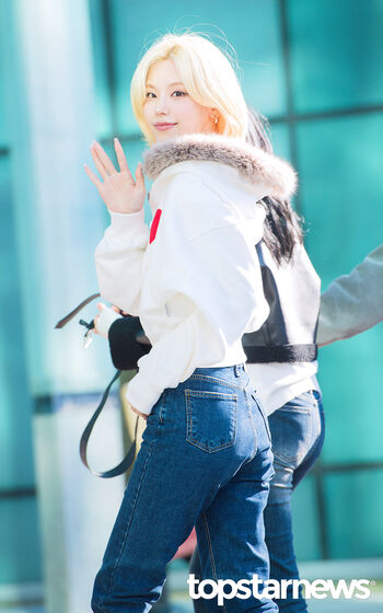 Full leaked Mirihanai/ private onlyfans photo