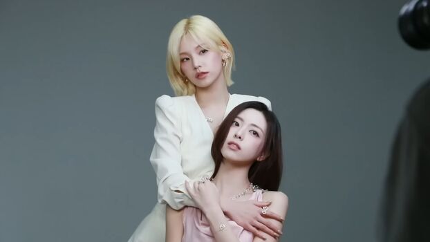 Full leaked Girlsoutwest/ private onlyfans photo